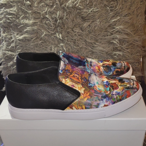 robert graham happy heart slip on - Picture 4 of 9